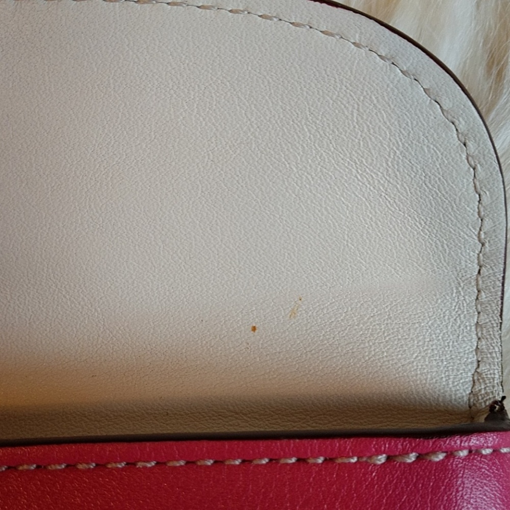 🌟Coach Wristlet ❣️🌟 - Picture 4 of 4